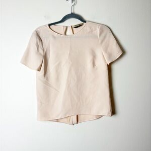 HELLESSY • Women’s Silk Light Pink Short Sleeve Split Back Blouse Size Small